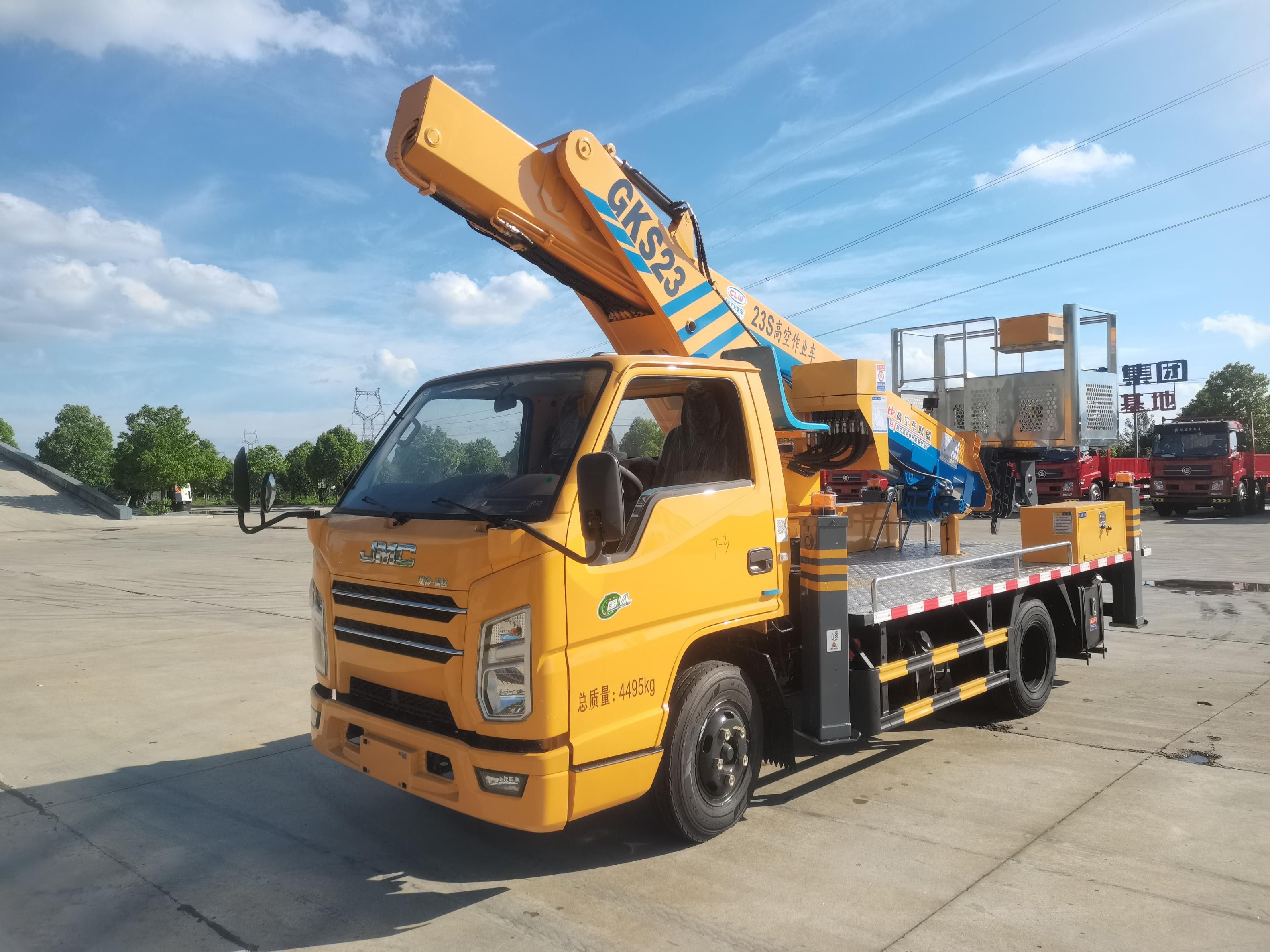 藍(lán)牌23米高空作業(yè)車(chē)